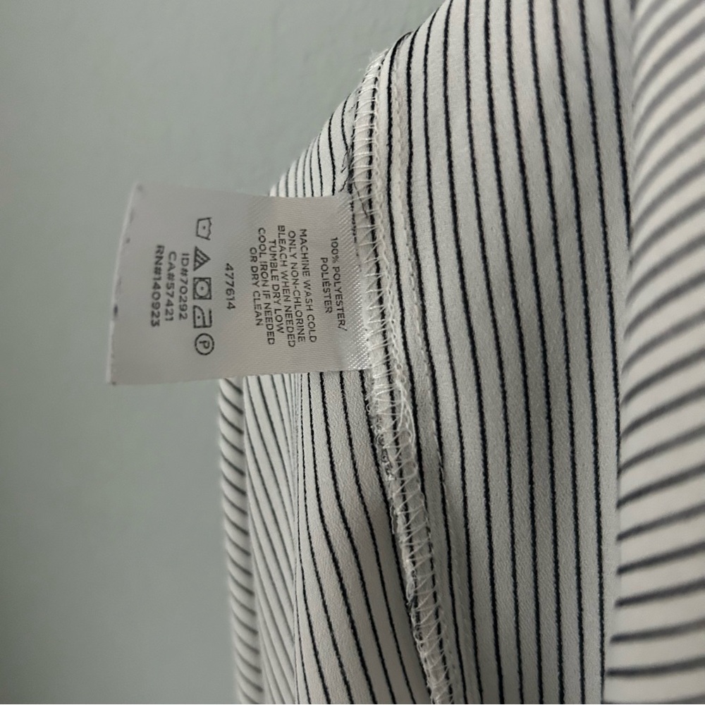 Striped Ruffle Sleeve Top - Picture 4 of 5